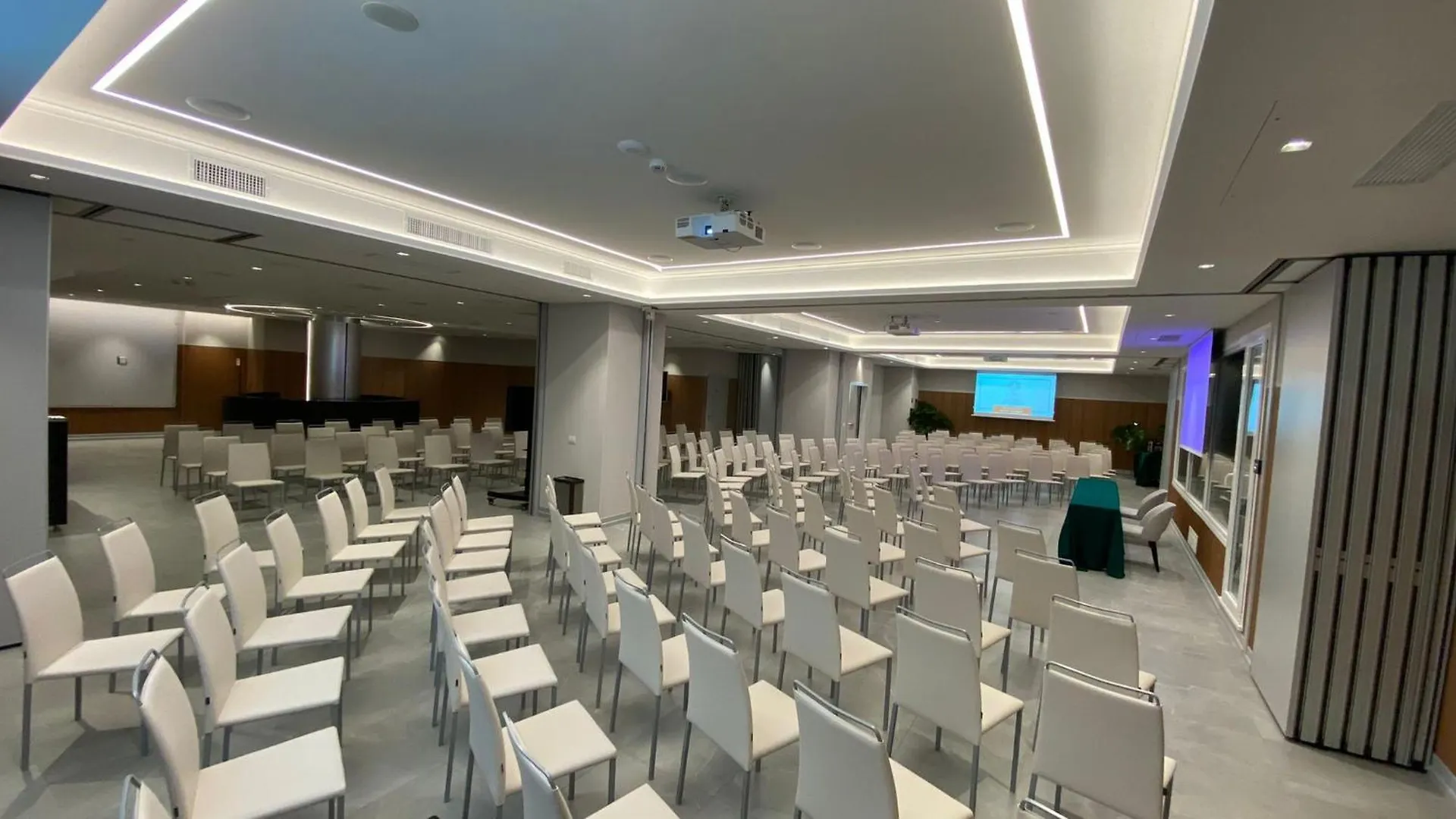 Hotel St Martin By Omnia Hotels Rome