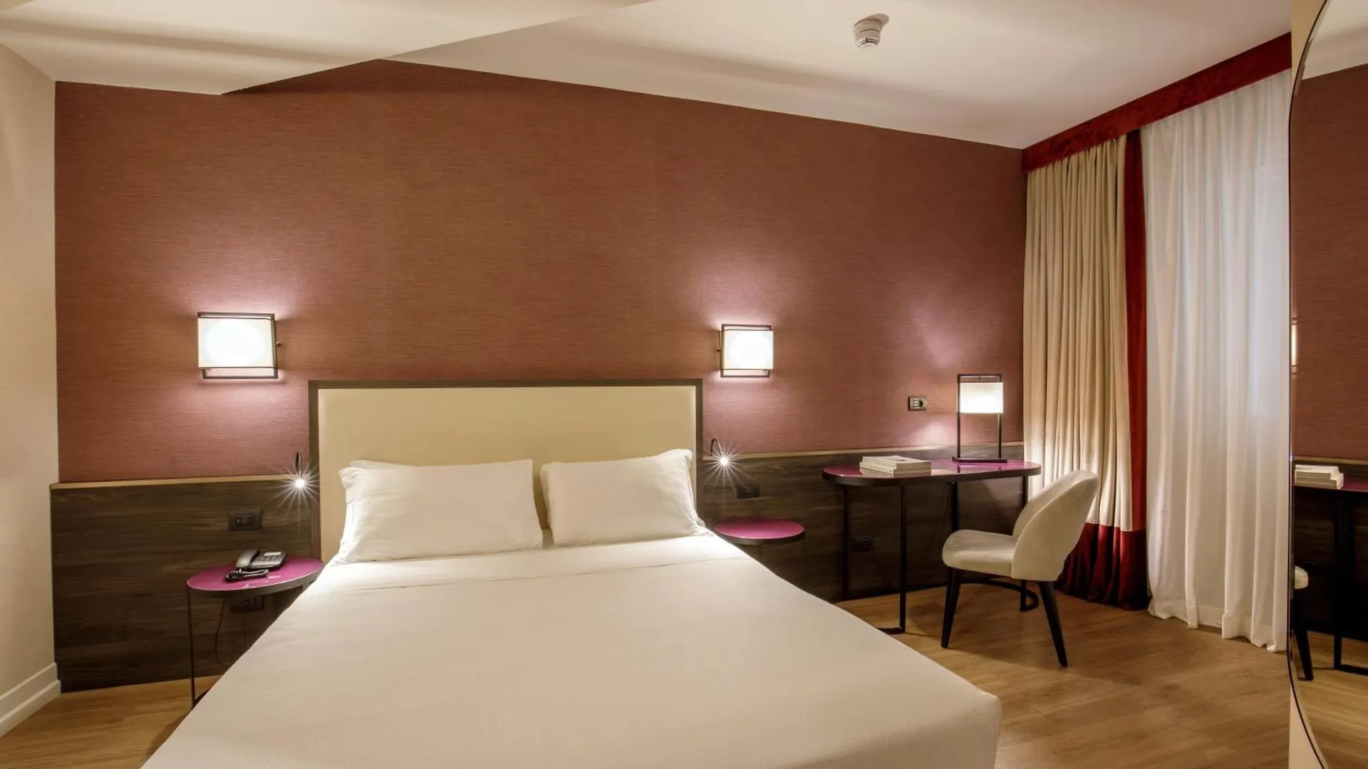 Hotel St Martin By Omnia Hotels Rome