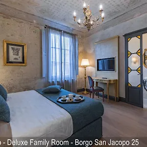  Apartment Soggiorni D'arte By Mamo Italy
