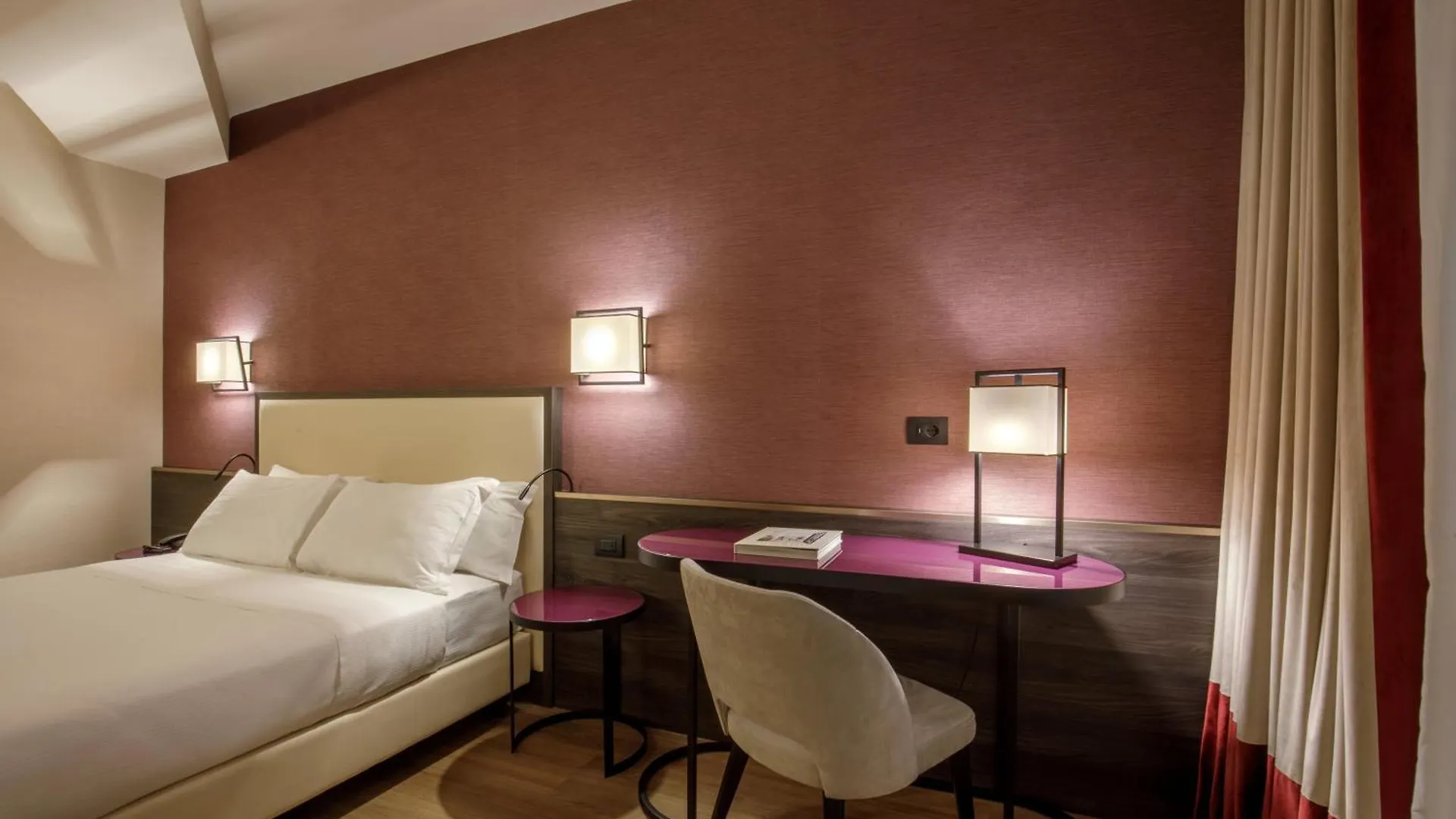 ****  Hotel St Martin By Omnia Hotels Rome Italy
