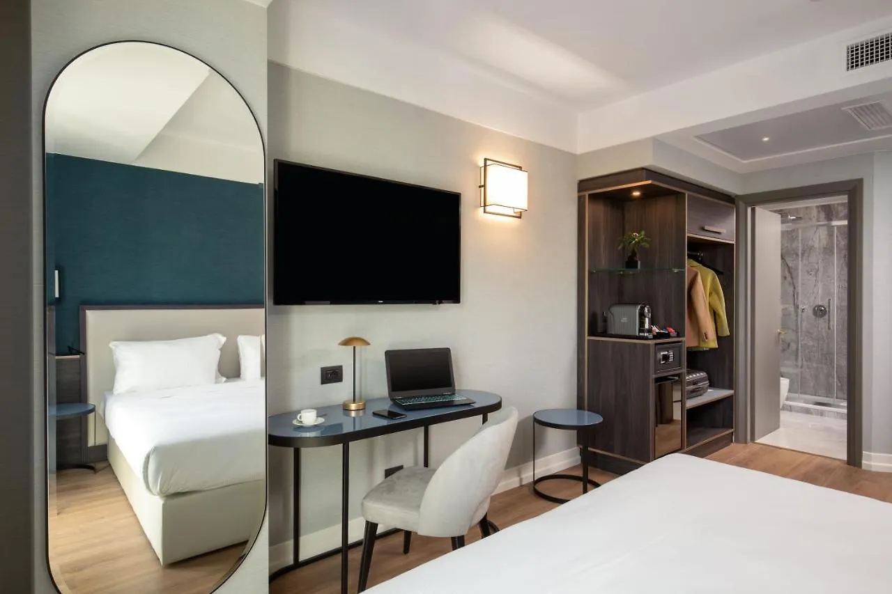 Hotel St Martin By Omnia Hotels Rome