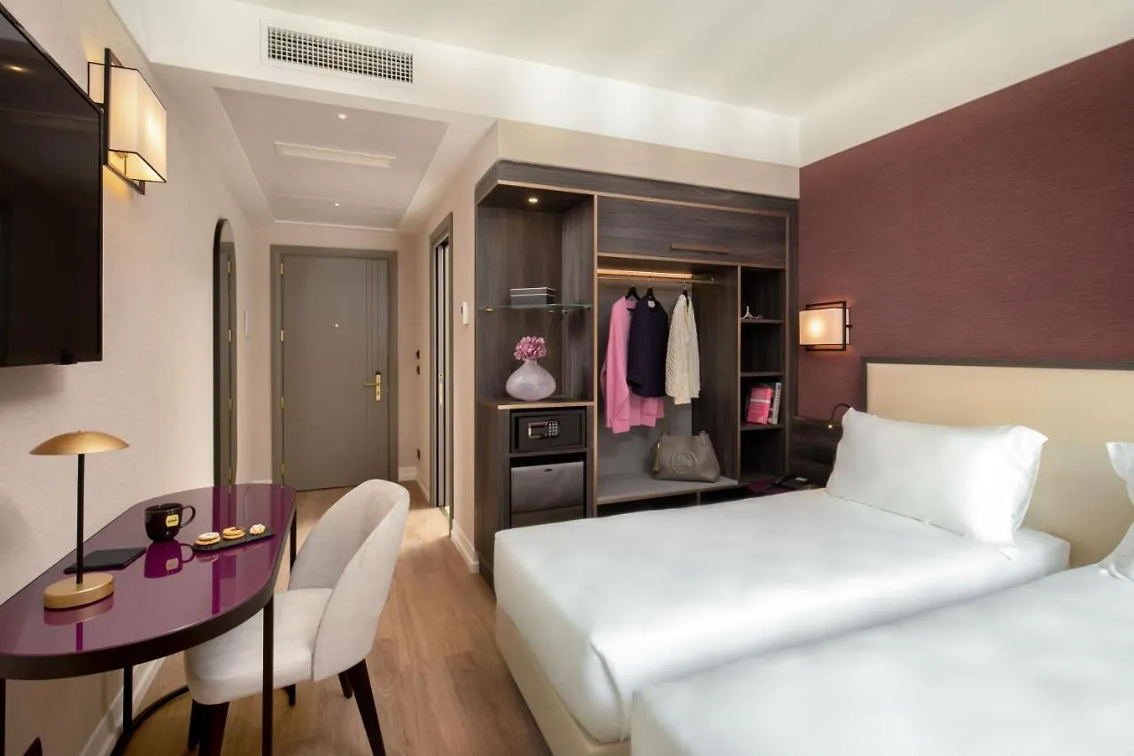 Hotel St Martin By Omnia Hotels Rome